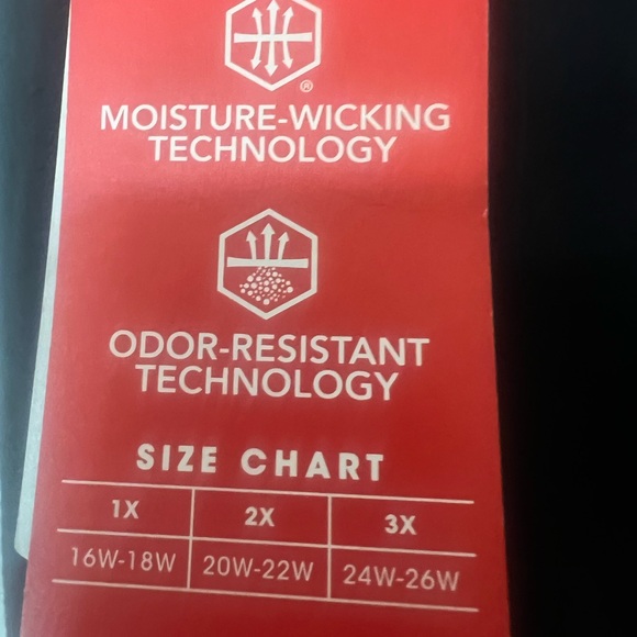 BCG ladies active wear pants. Has a split at the ankles. - Picture 4 of 5